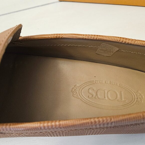 Tod's Gommino Camel Leather Loafers Drivers -- Size 10.5 US/9.5 UK - Picture 11 of 12